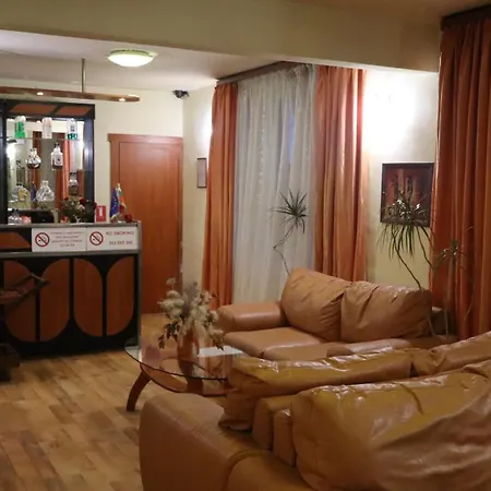 Palitra Хотел