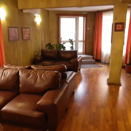 Palitra Hotel 3*