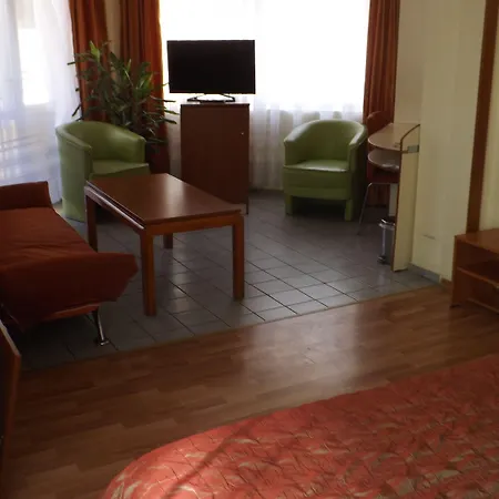 Хотел Palitra Варна