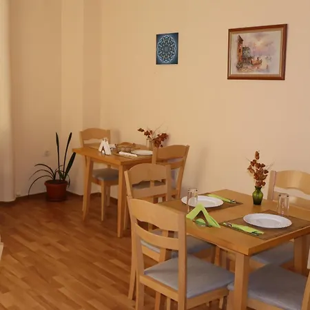 семеен Palitra 3*