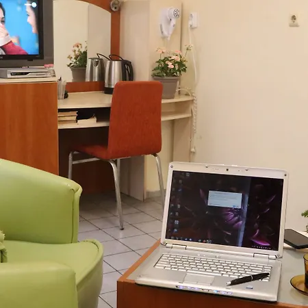 семеен Palitra Hotel